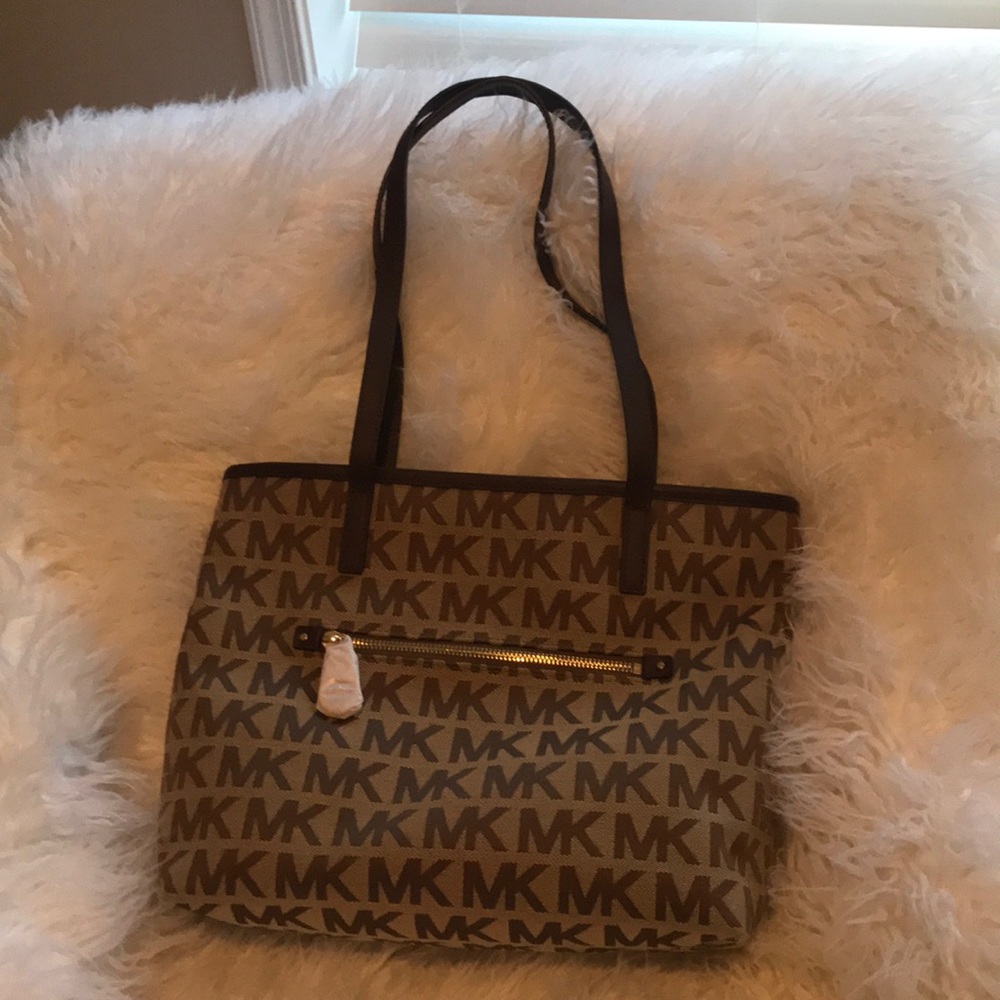 Brand new Michael Kors bag - Picture 3 of 4